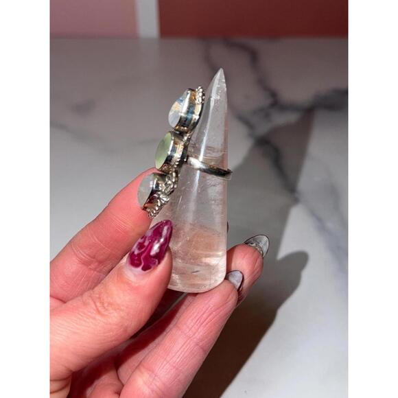 Triple Stone Prehnite & Flashy Moonstone Floral Ring: Sterling Silver - Size 7 - Picture 7 of 9